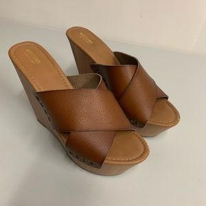 Mossimo Heel Wedges Size 10